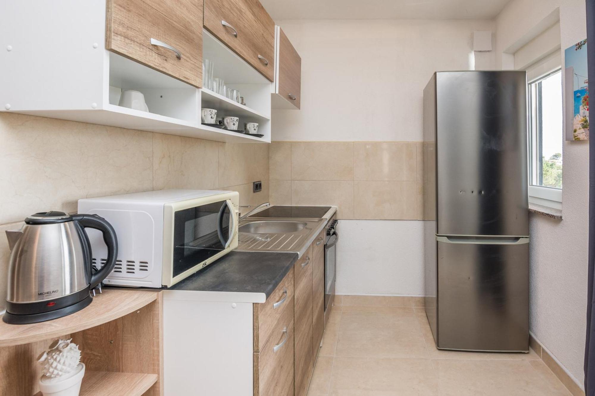 Apartmán Plaza Ab Vir Pokoj fotografie